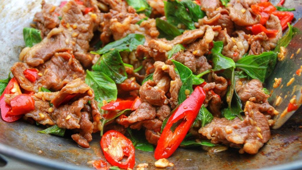 เนื้อผัดใบโหระพา