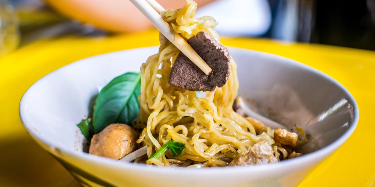 ก๋วยเตี๋ยวเรือแห้งซอสพริกเผา 2